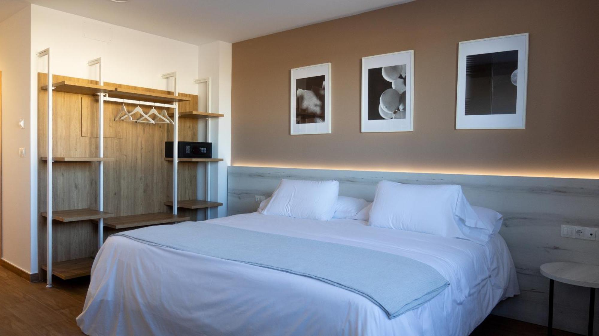 La Hospederia - El Provencio Hotel Bagian luar foto