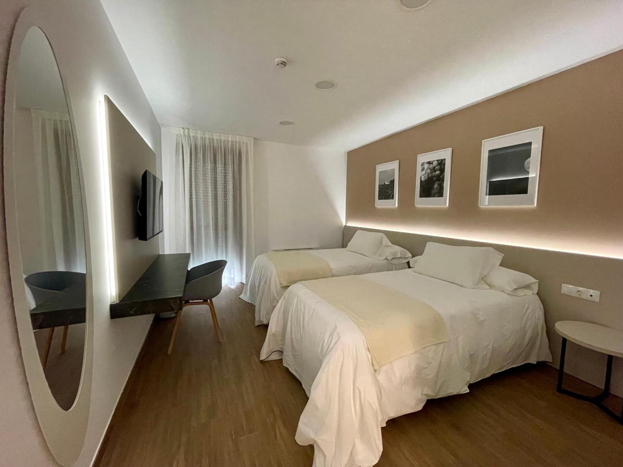 La Hospederia - El Provencio Hotel Bagian luar foto